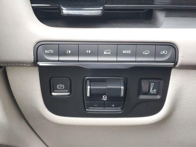 2024 Cadillac Escalade Premium Luxury Platinum