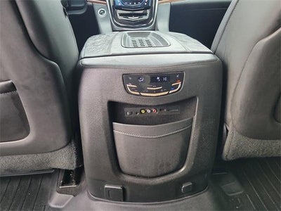 2015 Cadillac Escalade Luxury