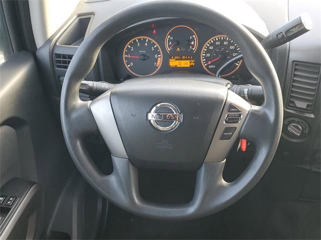 2015 Nissan Titan SV