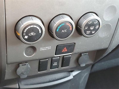 2015 Nissan Titan SV