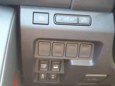 2024 Nissan Frontier Crew Cab PRO-4X 4x4