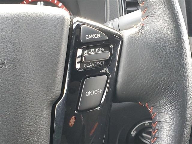 2022 Nissan Frontier Crew Cab PRO-4X 4x4