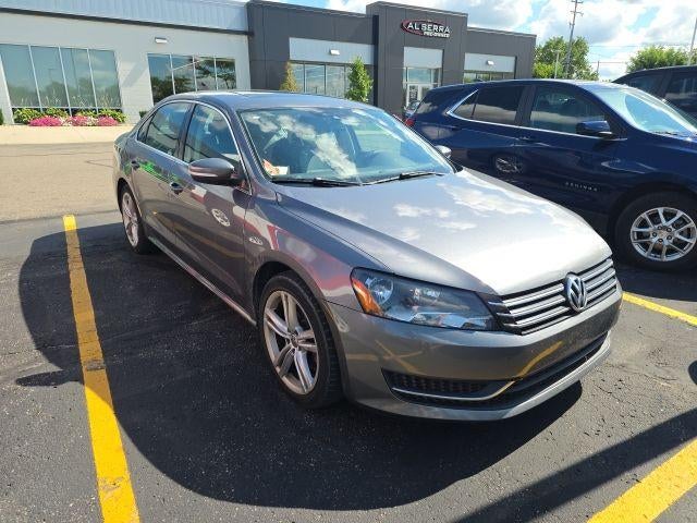 2014 Volkswagen Passat 1.8T SE
