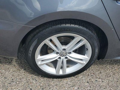 2014 Volkswagen Passat SE