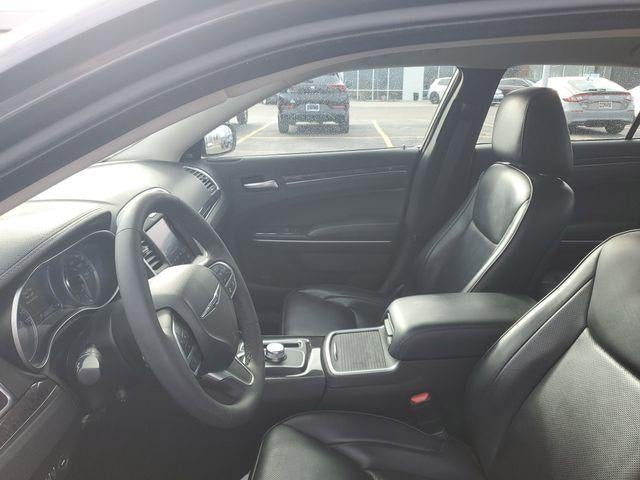 2023 Chrysler 300 Touring L AWD