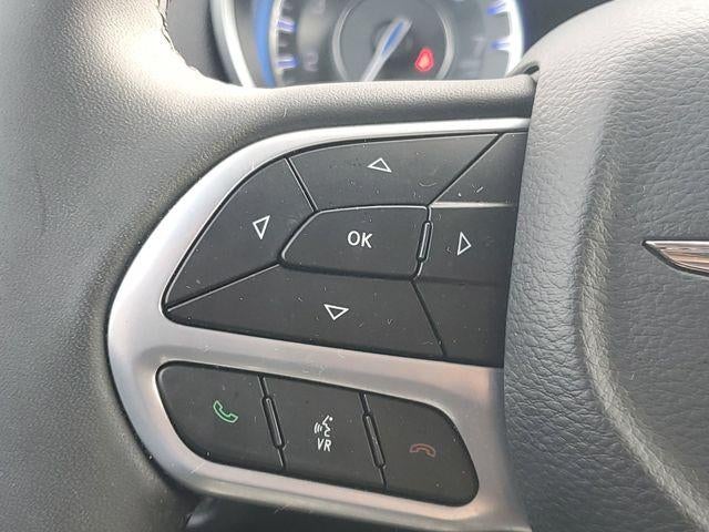 2023 Chrysler 300 Touring L AWD