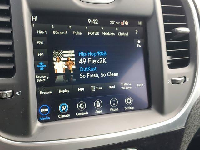 2023 Chrysler 300 Touring L AWD