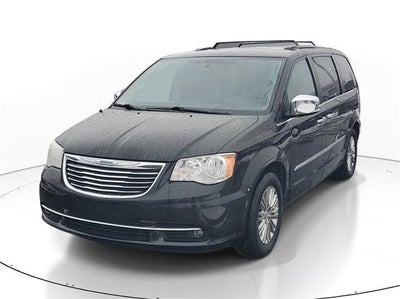 2016 Chrysler Town & Country Touring-L
