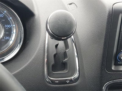 2016 Chrysler Town & Country Touring-L