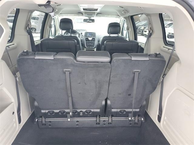 2015 Chrysler Town & Country Touring-L