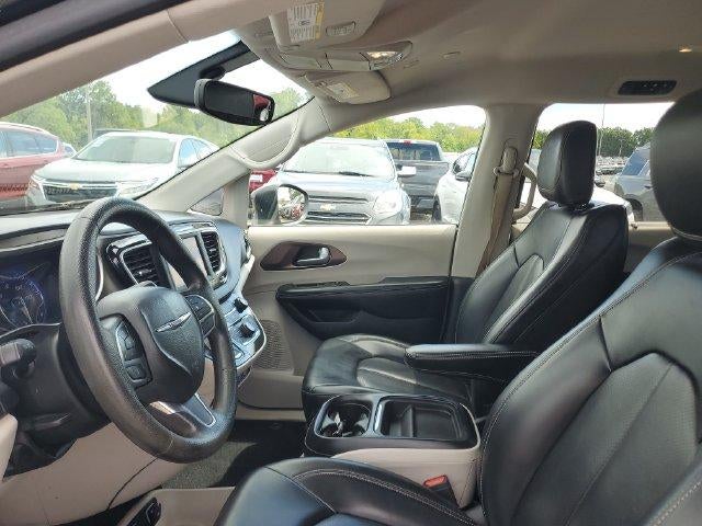 2021 Chrysler Voyager LXI