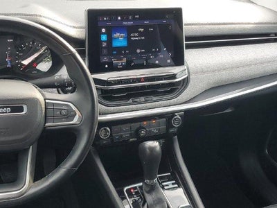 2022 Jeep Compass Latitude Lux 4x4