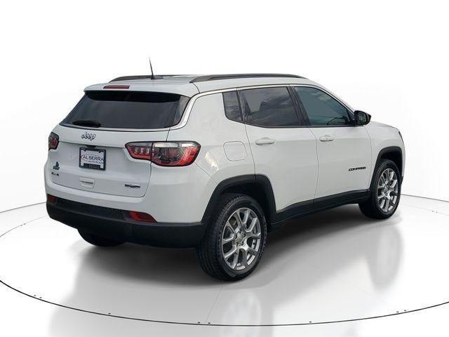 2022 Jeep Compass Latitude Lux 4x4