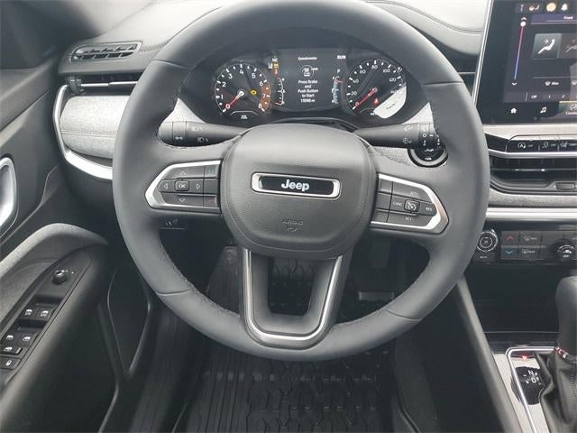 2023 Jeep Compass Latitude Lux FWD