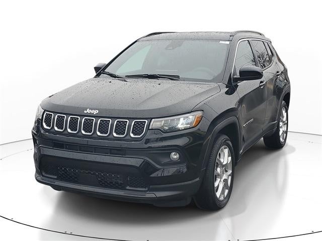 2023 Jeep Compass Latitude Lux FWD