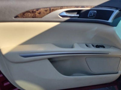 2014 Lincoln MKZ Base