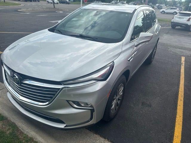 2022 Buick Enclave Essence