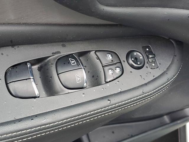 2022 Nissan Murano SL