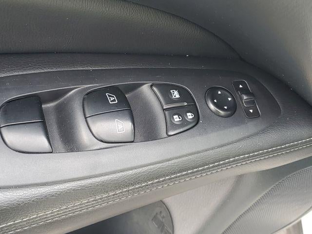 2020 Nissan Pathfinder SL 4WD