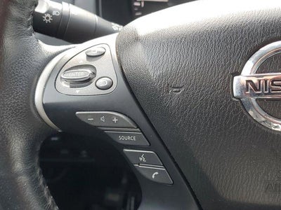 2020 Nissan Pathfinder SL 4WD