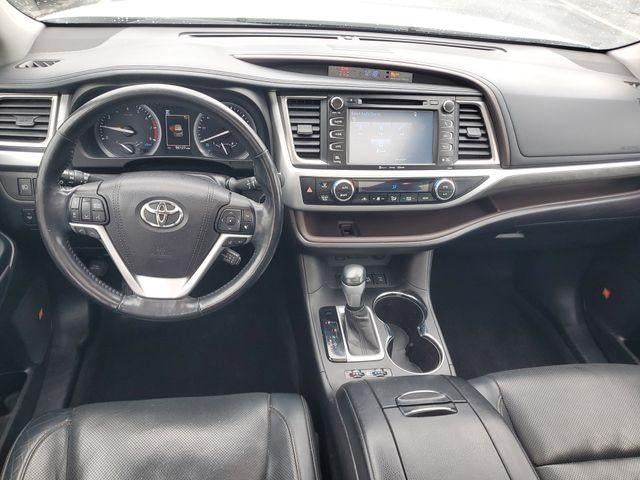 2017 Toyota Highlander Limited