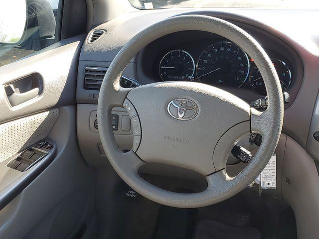 2006 Toyota Sienna CE