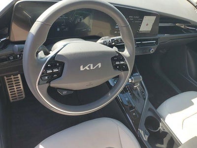 2023 Kia Niro EX Touring