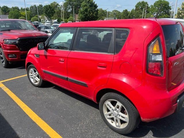 2010 Kia Soul +