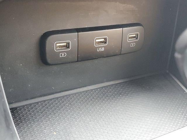 2024 Kia Carnival MPV LX Seat Package
