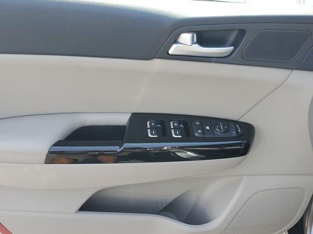 2022 Kia Sportage EX