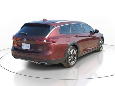 2019 Buick Regal TourX Essence