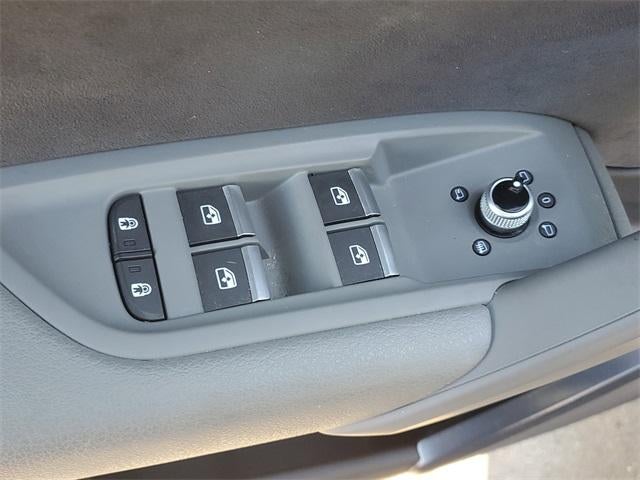 2022 Audi SQ5 Premium TFSI quattro Tiptronic