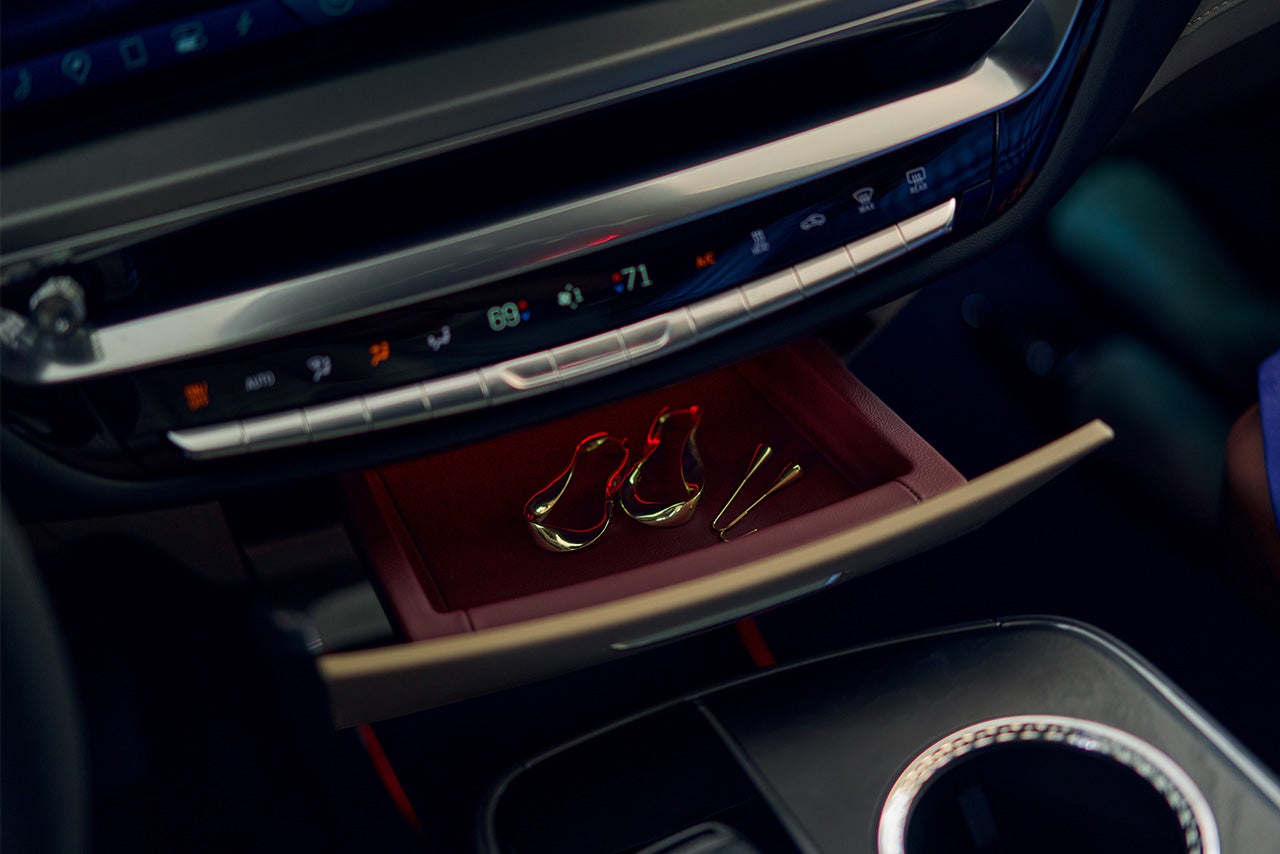 Al Serra Cadillac in Grand Blanc MI