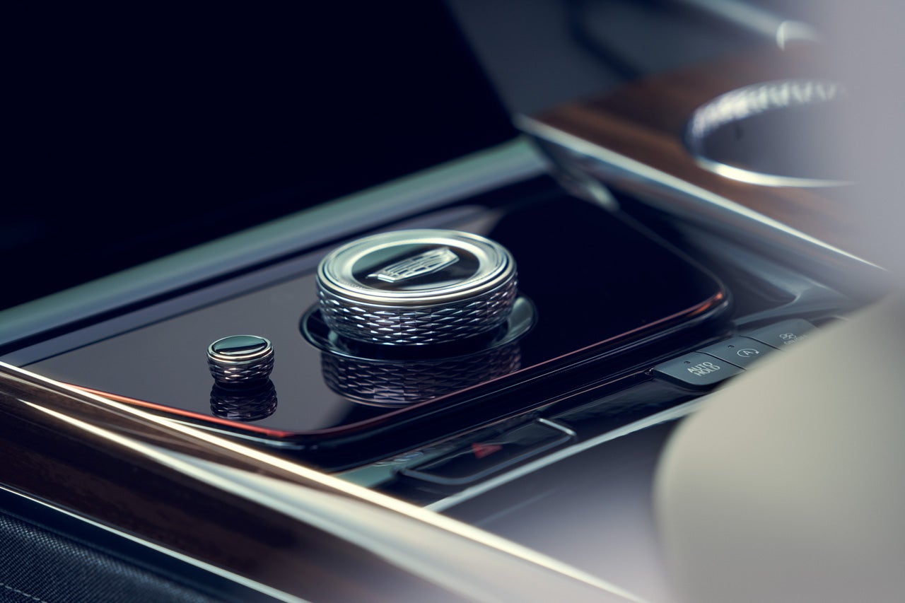 Al Serra Cadillac in Grand Blanc MI